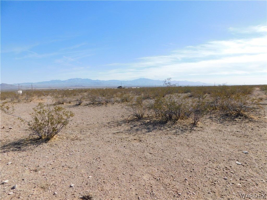 2660 Pima Road Golden Valley, AZ 86413 - Photo 7 of 16