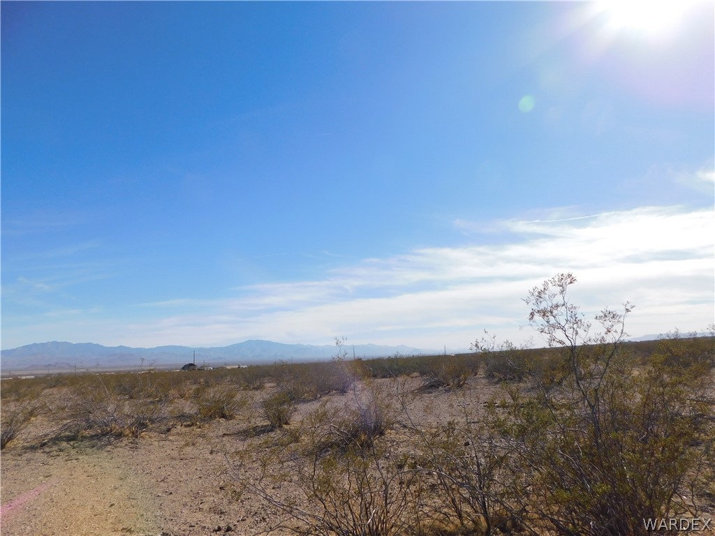 2660 Pima Road Golden Valley, AZ 86413 - Photo 8 of 16
