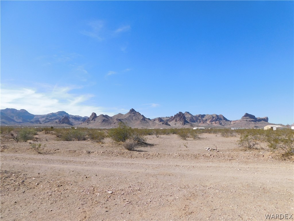 2660 Pima Road Golden Valley, AZ 86413 - Photo 10 of 16