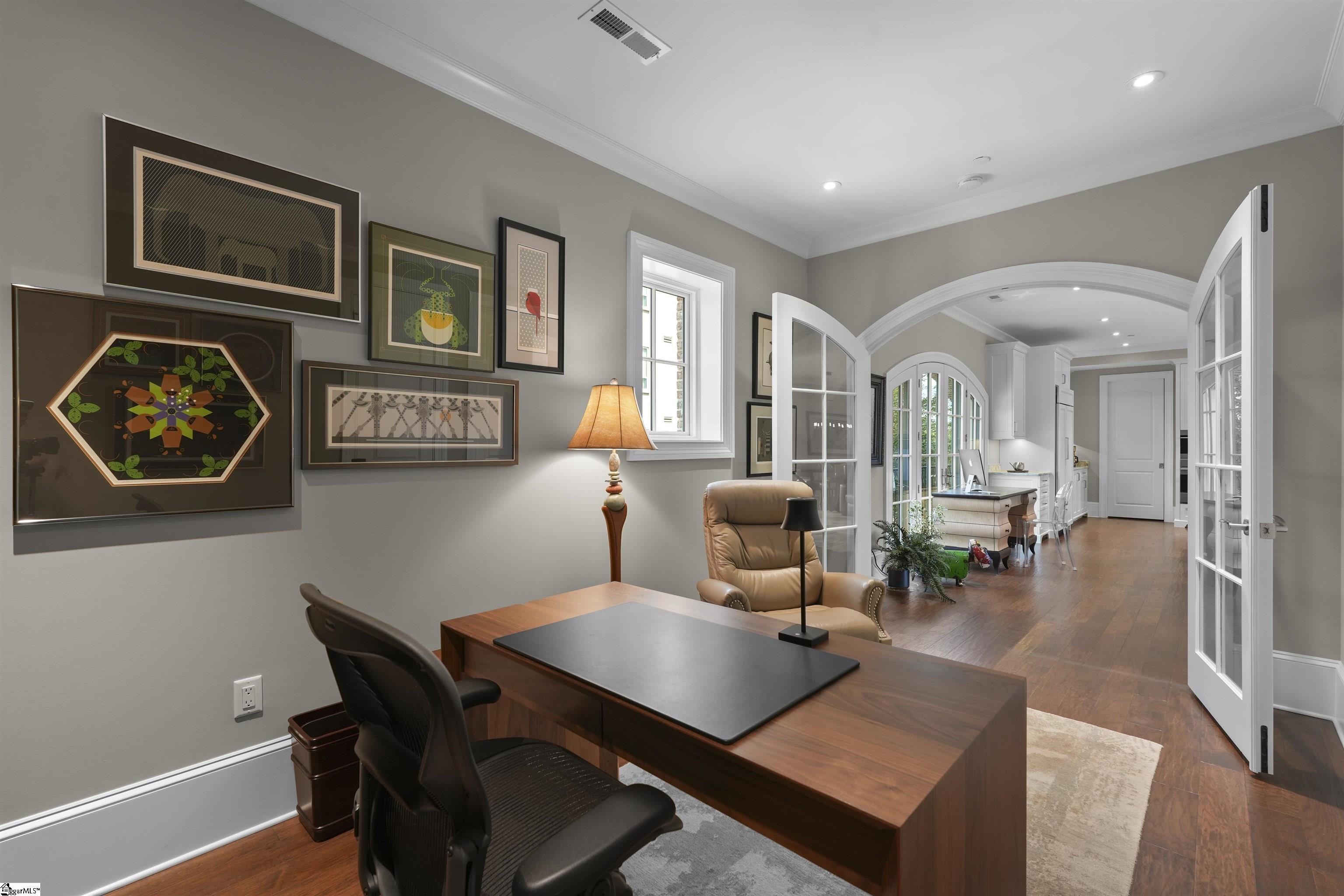 125 Rhett Street, Unit 200 300 Greenville, SC 29601 - Photo 18 of 50 Gallery Image 18