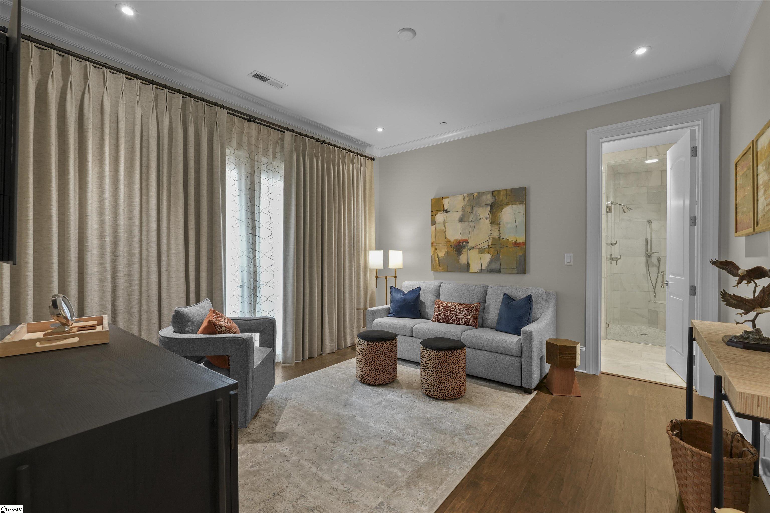 125 Rhett Street, Unit 200 300 Greenville, SC 29601 - Photo 25 of 50 Gallery Image 25