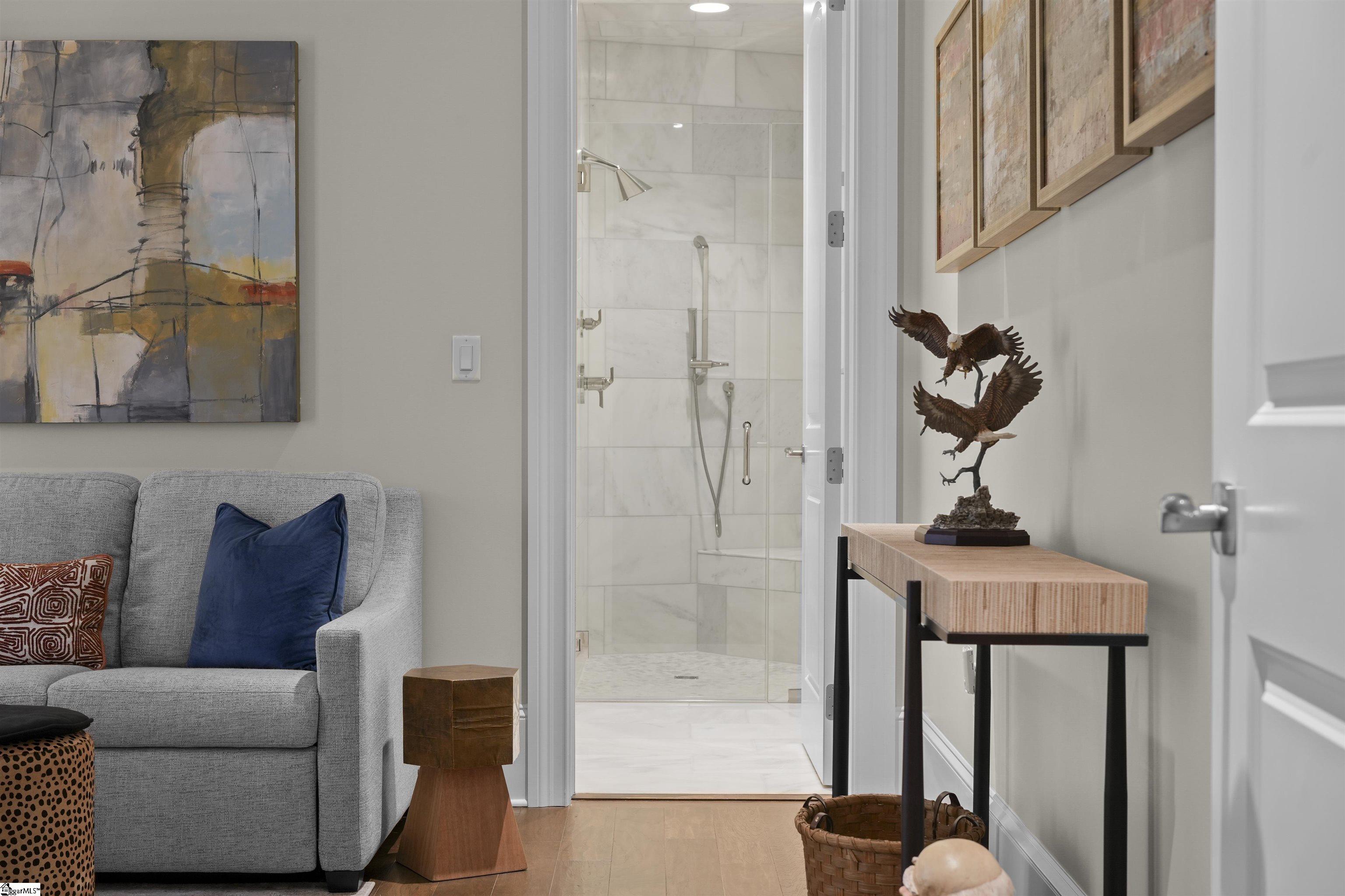 125 Rhett Street, Unit 200 300 Greenville, SC 29601 - Photo 27 of 50 Gallery Image 27