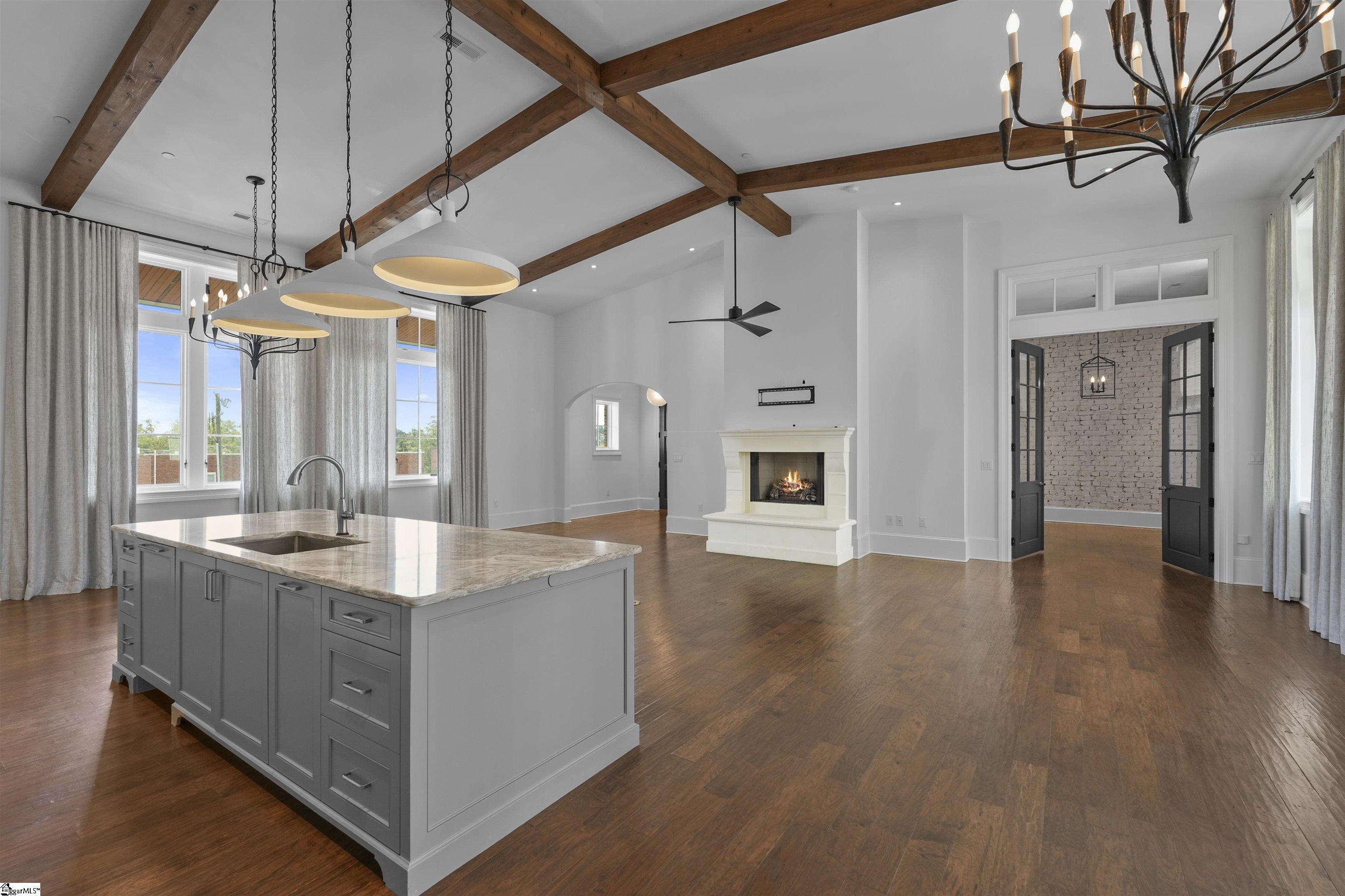 125 Rhett Street, Unit 200 300 Greenville, SC 29601 - Photo 39 of 50 Gallery Image 39
