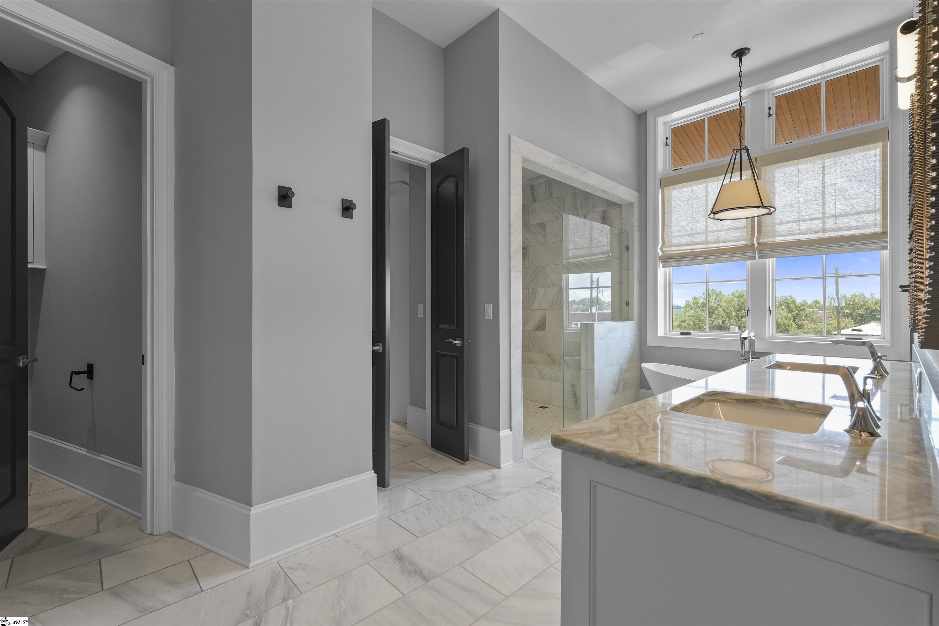125 Rhett Street, Unit 200 300 Greenville, SC 29601 - Photo 48 of 50 Gallery Image 48
