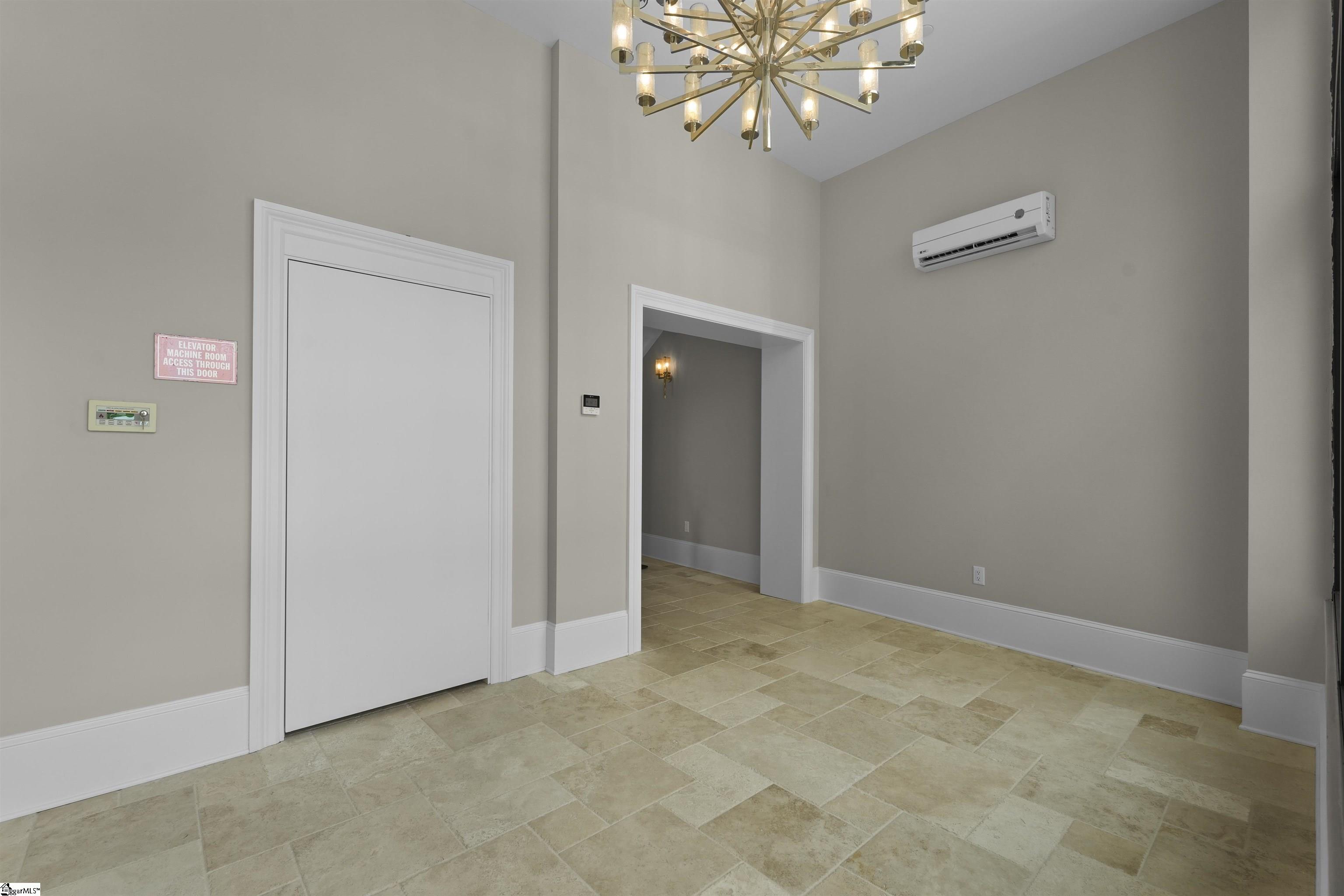 125 Rhett Street, Unit 200 300 Greenville, SC 29601 - Photo 6 of 50 Gallery Image 6
