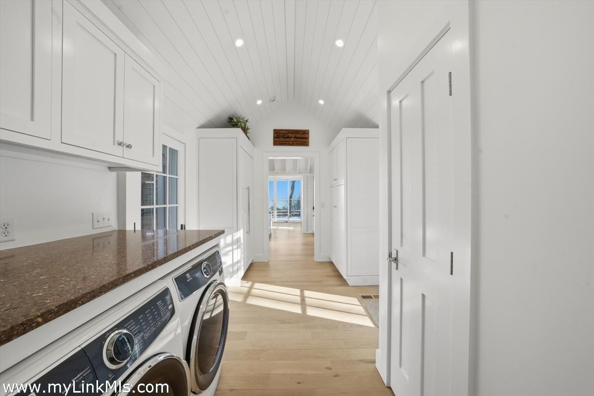 10 Fowler Avenue Edgartown, MA 02539 - Photo 16 of 18