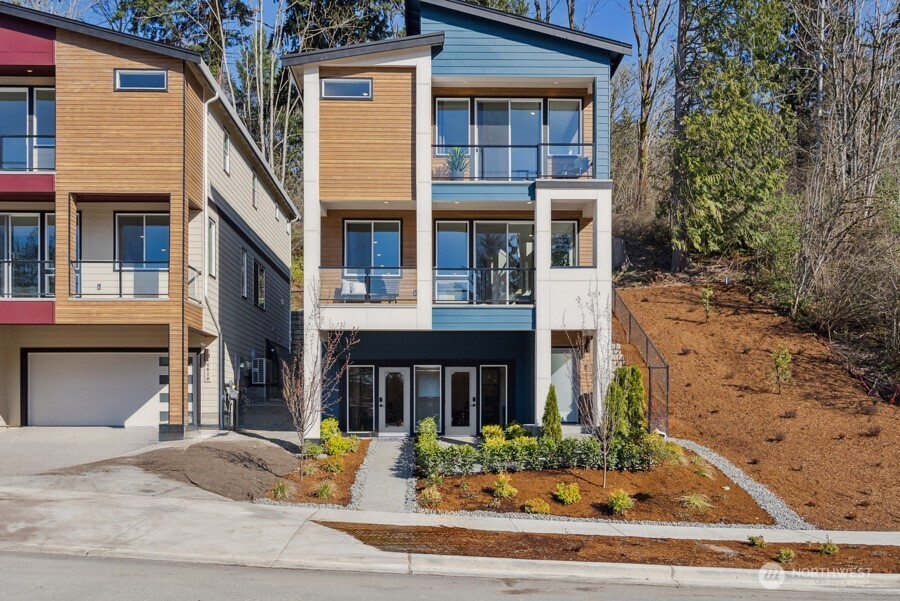 4052 Aberdeen Way Northeast Renton, WA 98056 - Photo 13 of 23