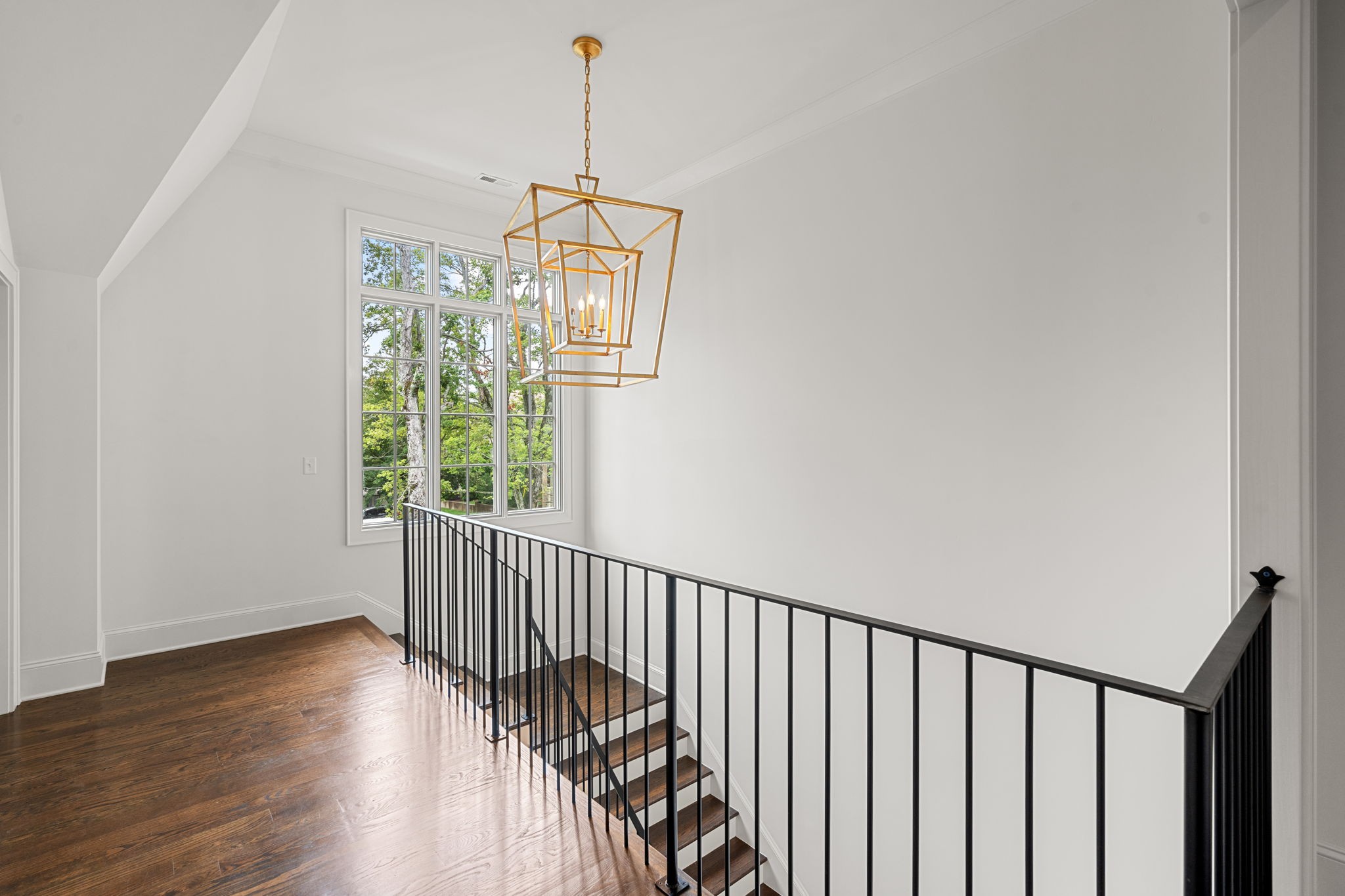 4031 Sneed Road Nashville, TN 37215 - Photo 37 of 61 a view of a hallway with windows
