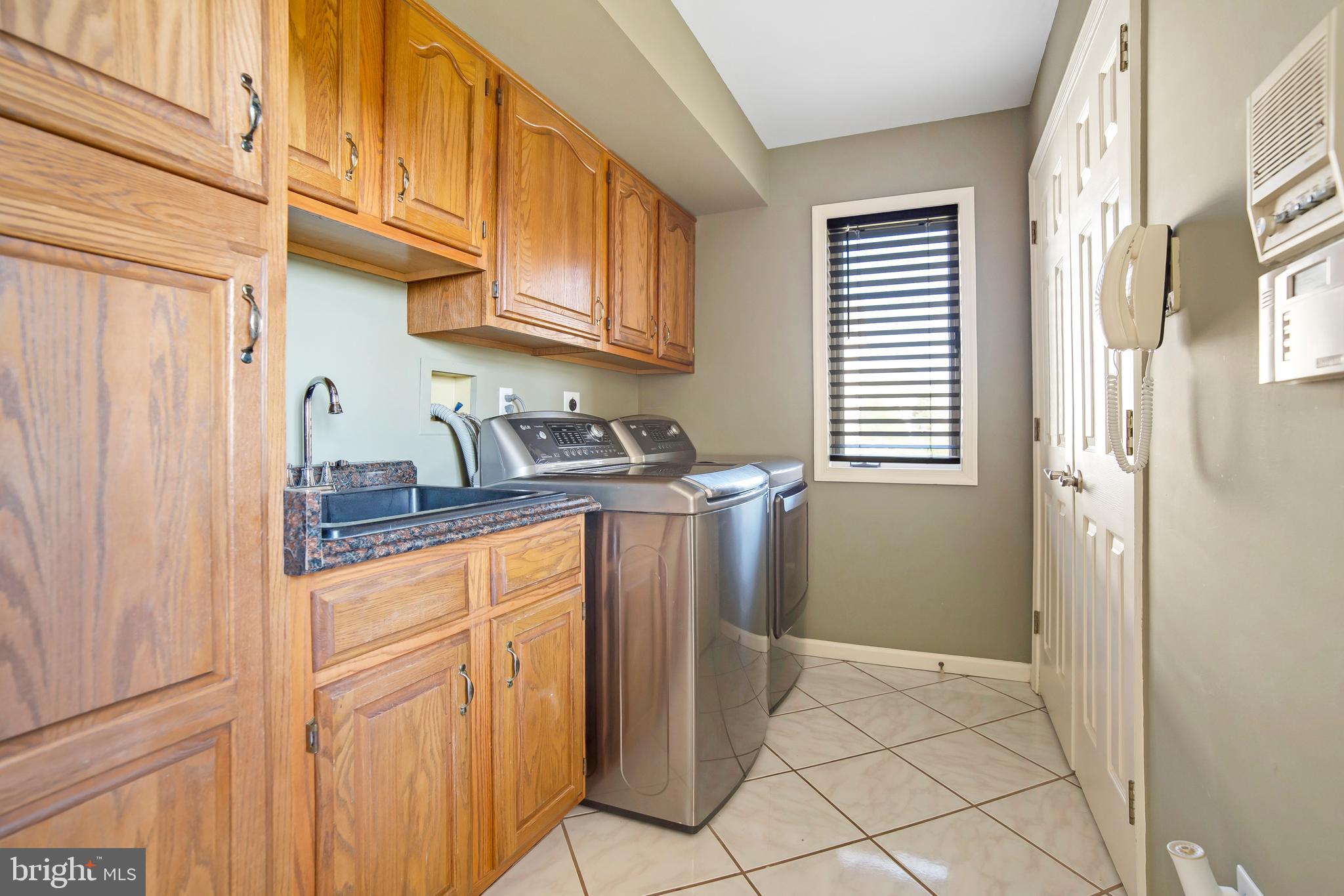 3376 Manor Road Huntingdon Valley, PA 19006 - Photo 16 of 31 Gallery Image 16