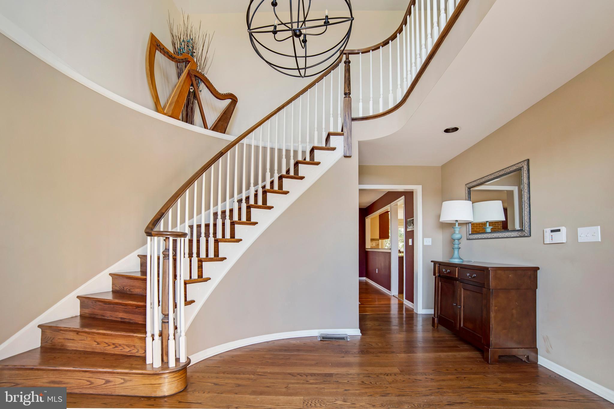 3376 Manor Road Huntingdon Valley, PA 19006 - Photo 3 of 31 Gallery Image 3