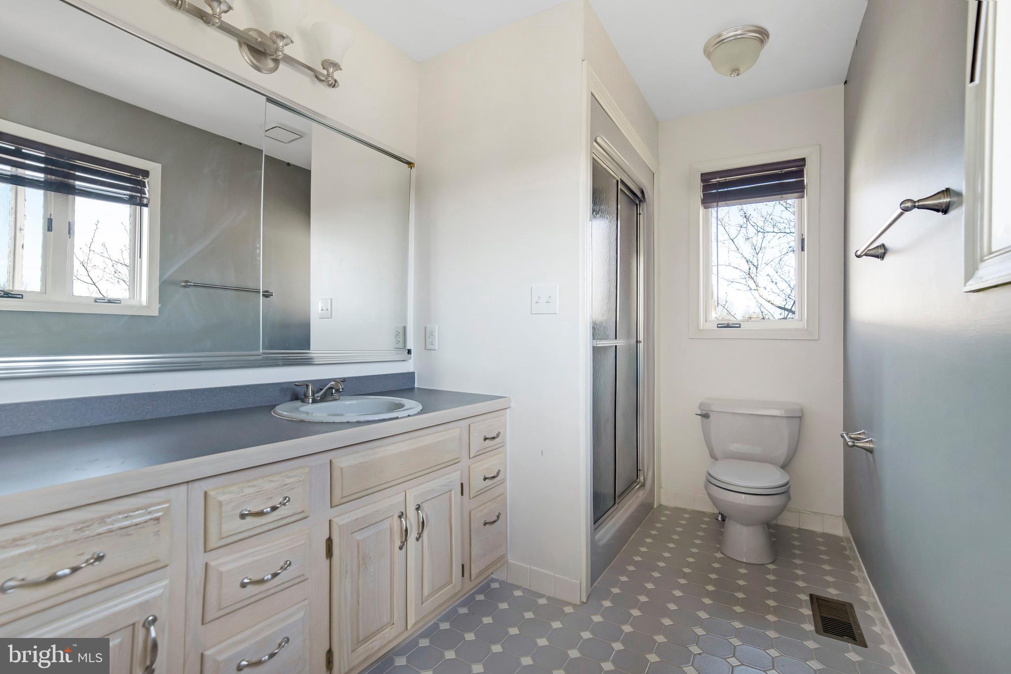 3376 Manor Road Huntingdon Valley, PA 19006 - Photo 26 of 31 Gallery Image 26