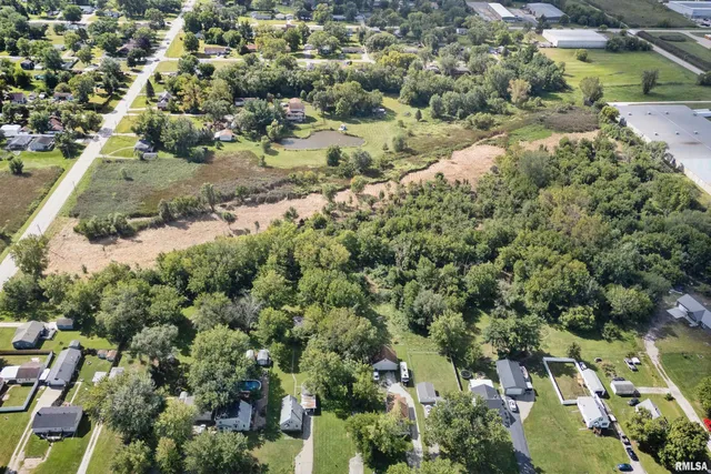 $99,000 | 206 40th Street, East Moline, IL 61244