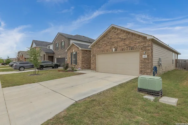 $268,000 | 417 Cordova Crossing, Seguin, TX 78155