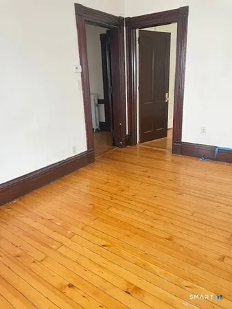 $1,950 | 281 Chestnut Street, New Britain, CT 06051