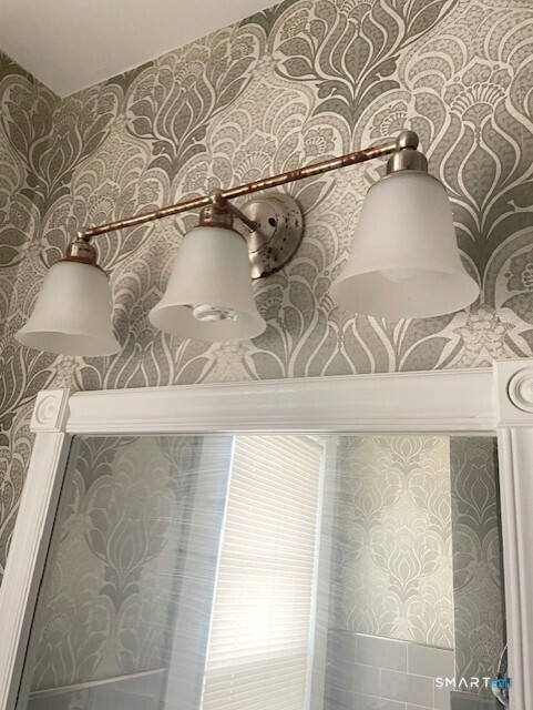 281 Chestnut Street New Britain, CT 06051 - Photo 26 of 33 a close view of a bathtub