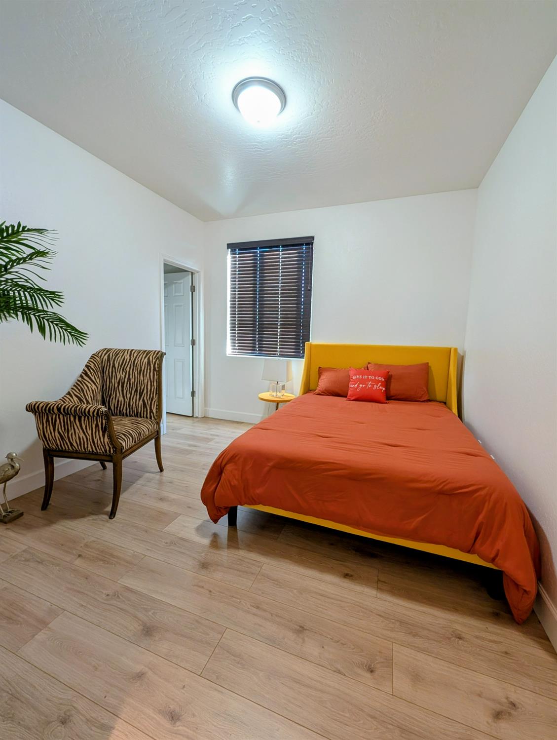 174 Emperor Way Dinuba, CA 93618 - Photo 14 of 23