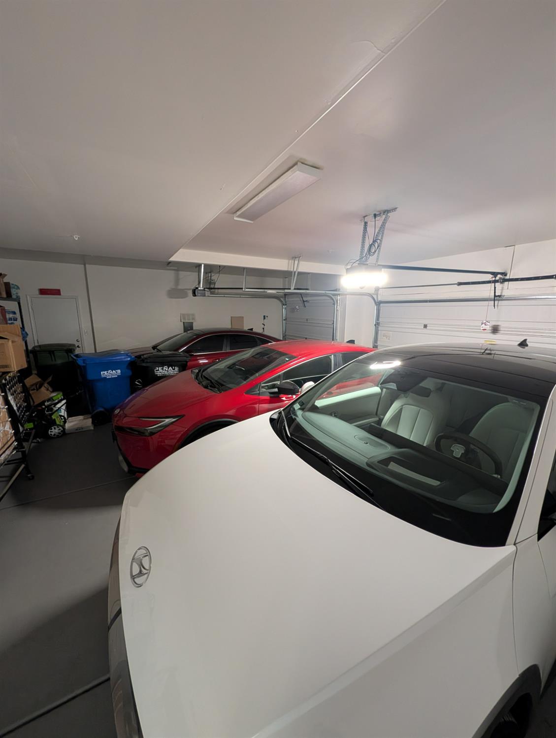 174 Emperor Way Dinuba, CA 93618 - Photo 20 of 23 a car parked in a room