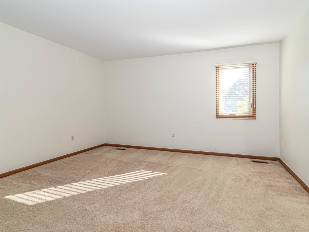 1004 Bembridge Drive Rochester Hills, MI 48307 - Photo 40 of 47