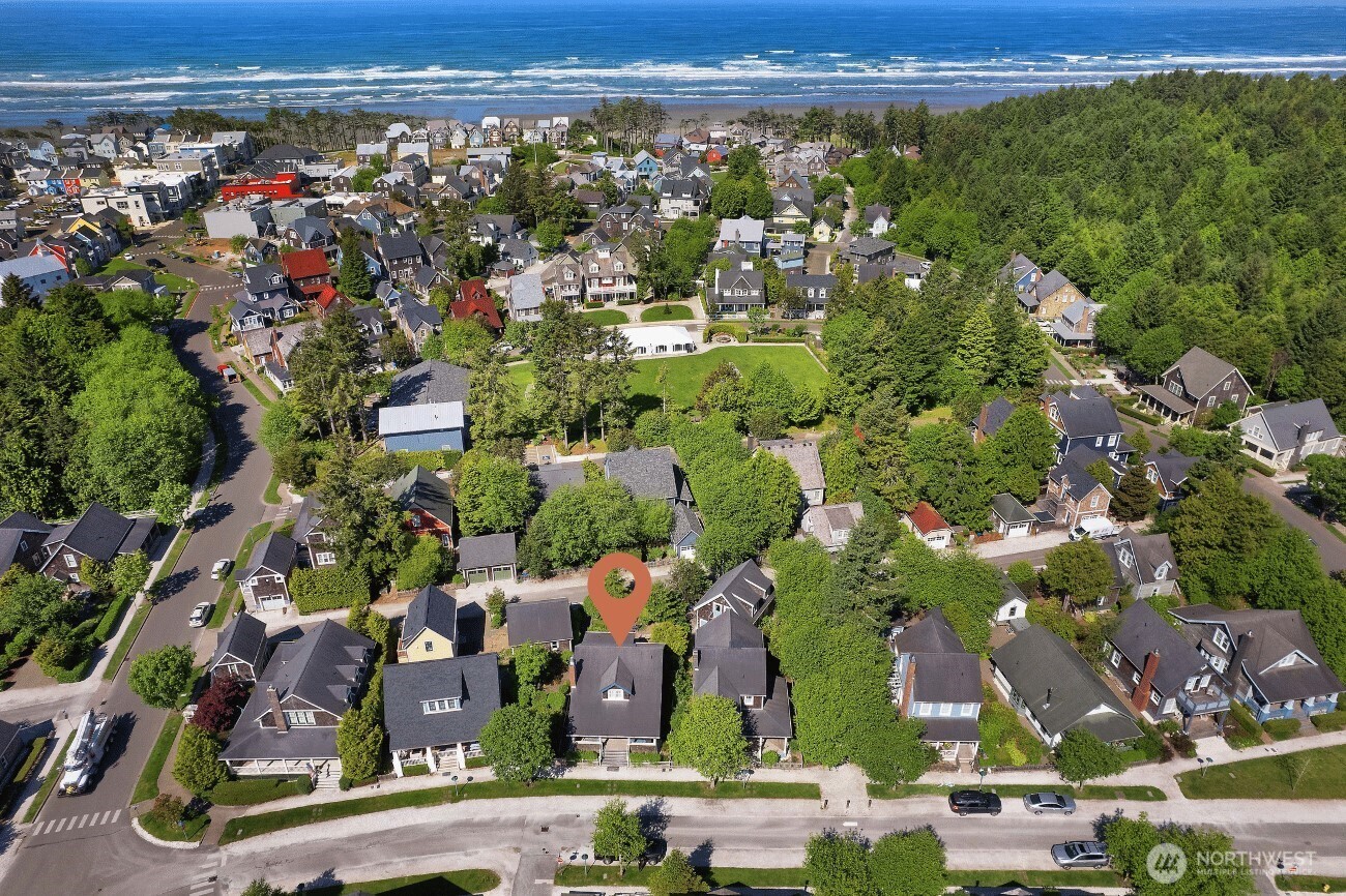 34 Seastar Lane Pacific Beach, WA 98571 - Photo 2 of 28