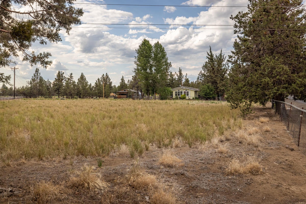 19085 Dayton Road Bend, OR 97703 - Photo 25 of 30 5H2A1981