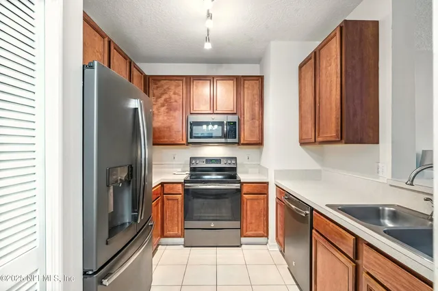 $163,400 | 8601 Beach Boulevard, Unit 209, Jacksonville, FL 32216