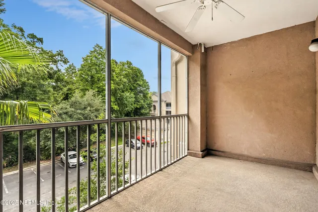 $163,400 | 8601 Beach Boulevard, Unit 209, Jacksonville, FL 32216
