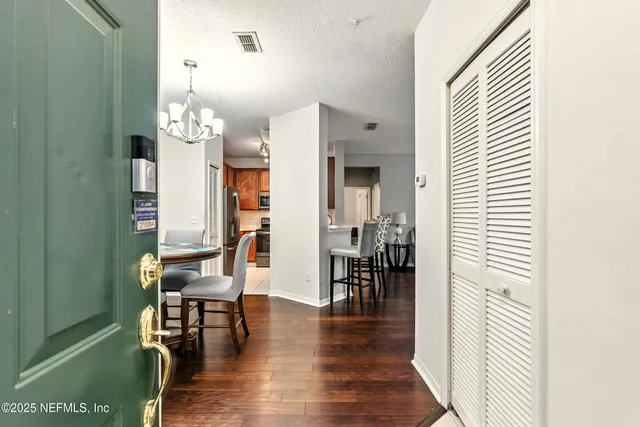 $163,400 | 8601 Beach Boulevard, Unit 209, Jacksonville, FL 32216