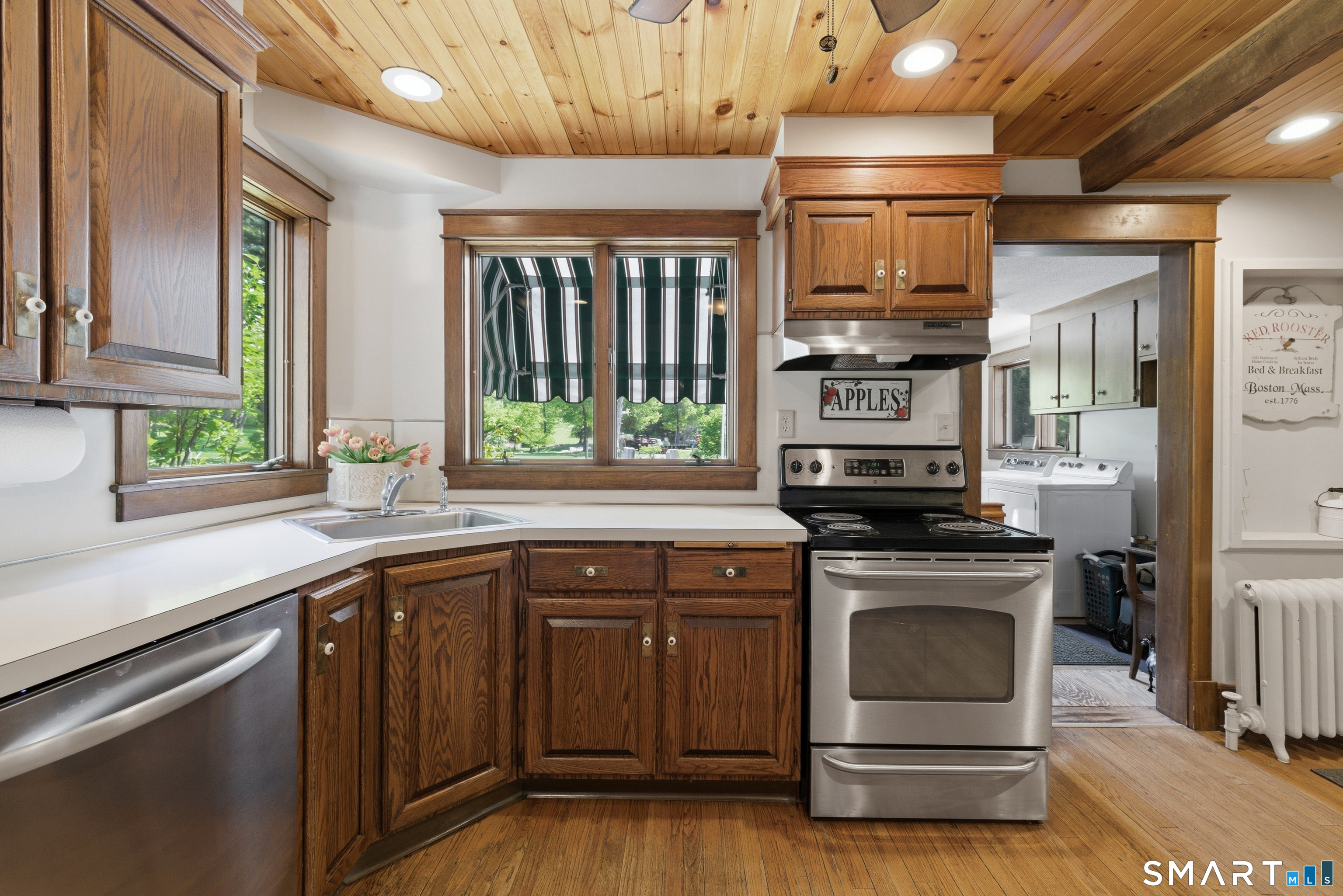 2 Quarry Road Simsbury, CT 06070 - Photo 15 of 35