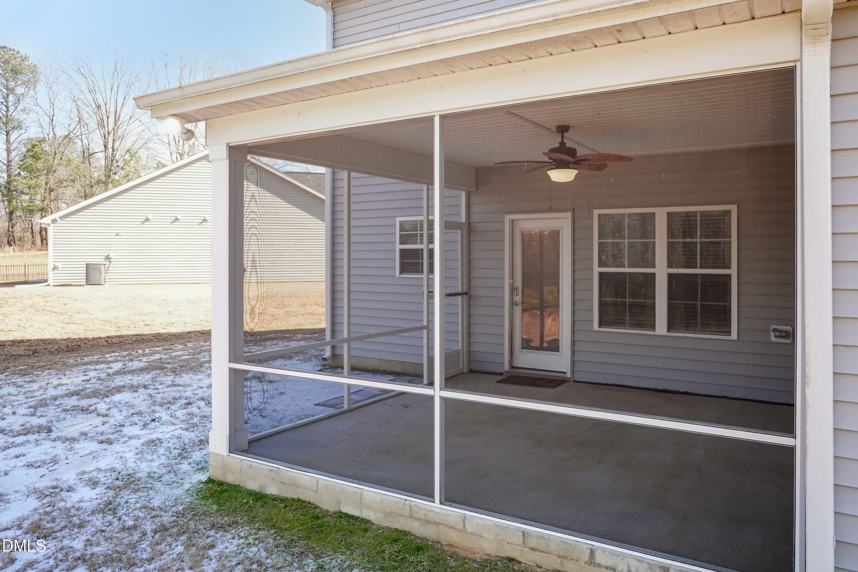 369 Manning Street Sanford, NC 27332 - Photo 38 of 40 Screened 02 (3)