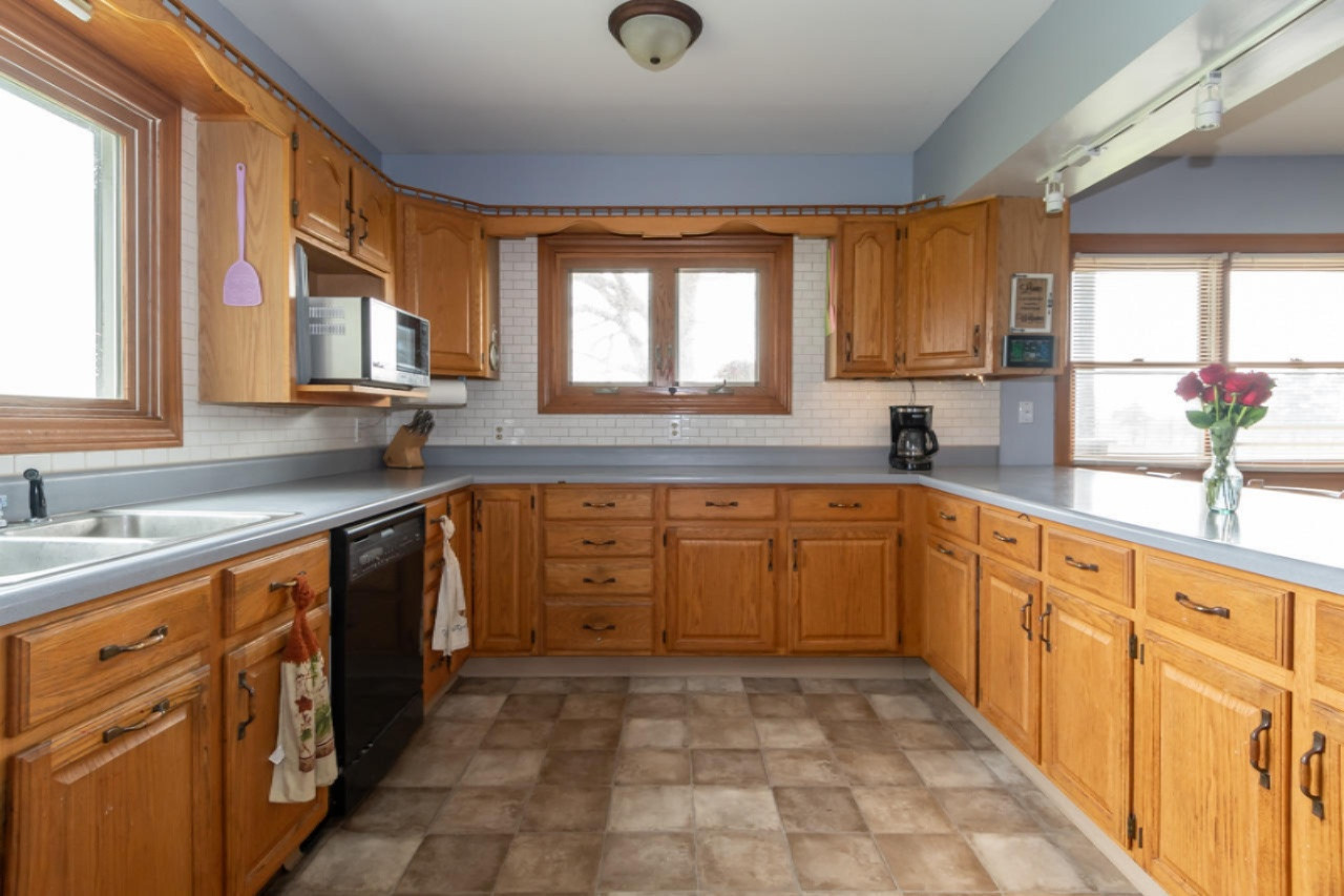 35545 County Road 669 Decatur, MI 49045 - Photo 12 of 33 35545 CR 669-3