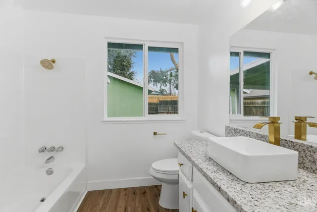 $319,900 | Undisclosed Address, Bakersfield, CA 93306