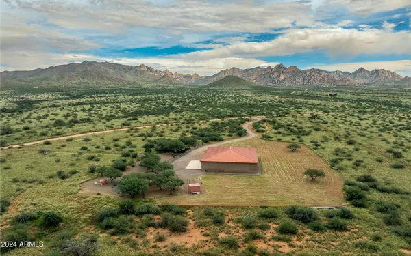 $924,900 | 1044 North Dragoon Ranch Road, St. David, AZ 85630