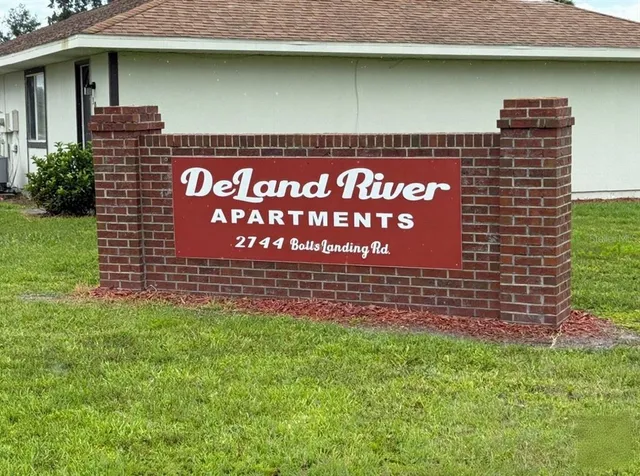 $1,295 | 2744 Botts Landing Road, Unit 204, DeLand, FL 32720