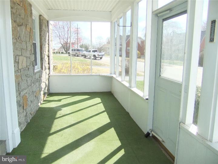 1019 Edgewood Drive Springfield, PA 19064 - Photo 4 of 25 Gallery Image 4