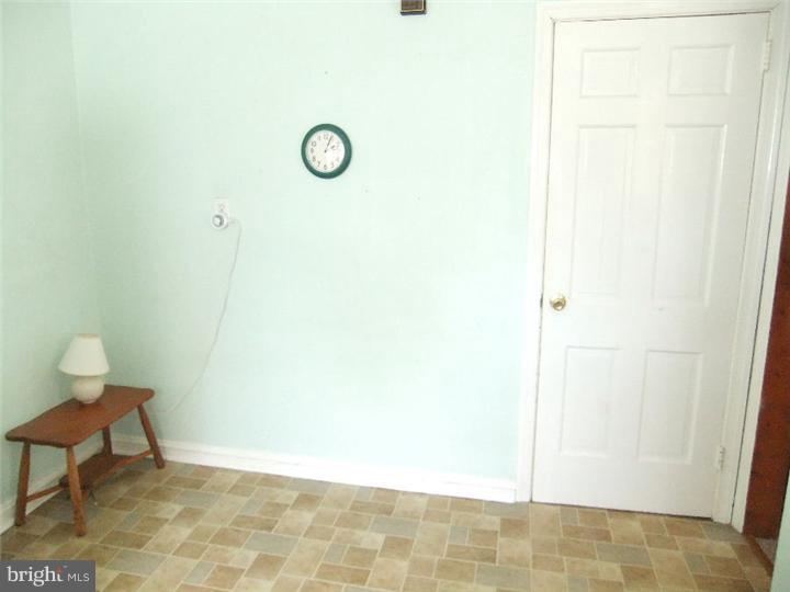 1019 Edgewood Drive Springfield, PA 19064 - Photo 9 of 25 Gallery Image 9