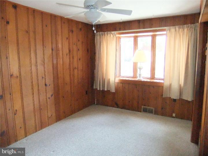 1019 Edgewood Drive Springfield, PA 19064 - Photo 10 of 25 Gallery Image 10