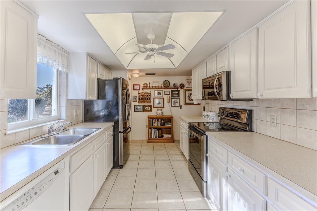 6497 Pine Meadows Drive Spring Hill, FL 34606 - Photo 17 of 52