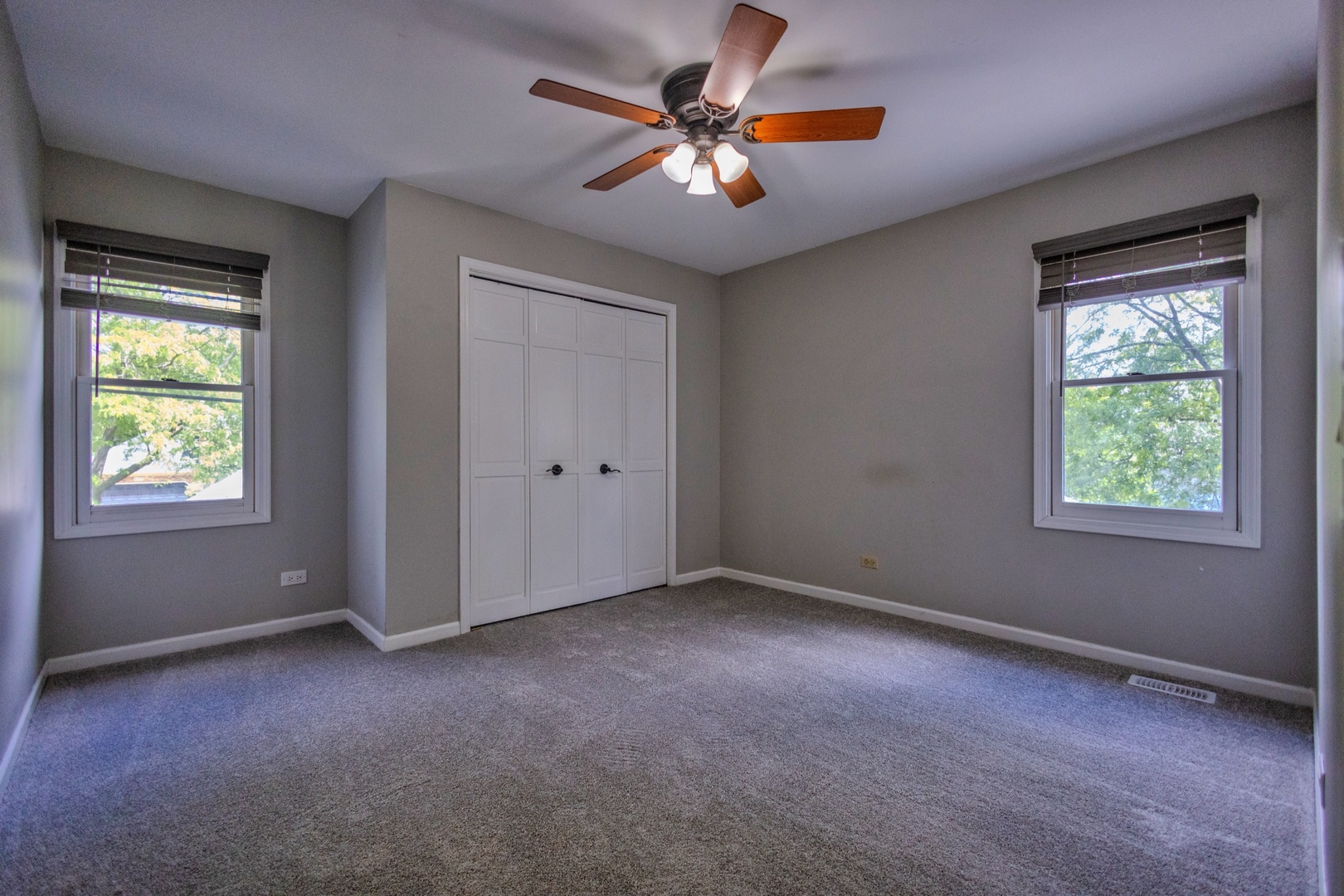 8 Steck Court Bolingbrook, IL 60440 - Photo 17 of 39