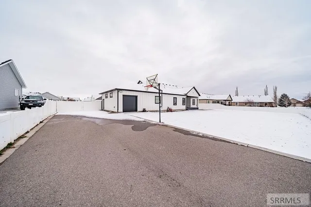 $750,000 | 5319 Eaglewood Drive, Idaho Falls, ID 83401