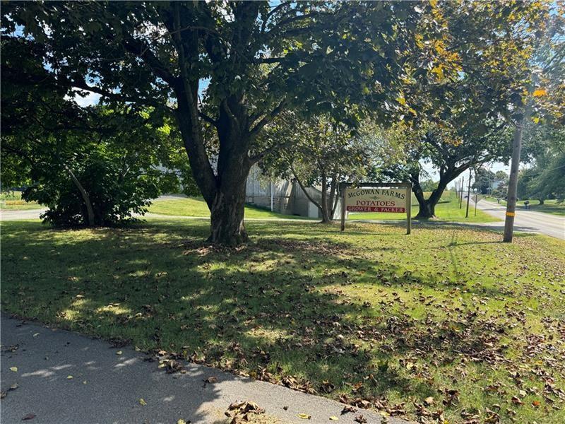 149 South Franklin Street Prospect, PA 16052 - Photo 24 of 25 a view of park with trees