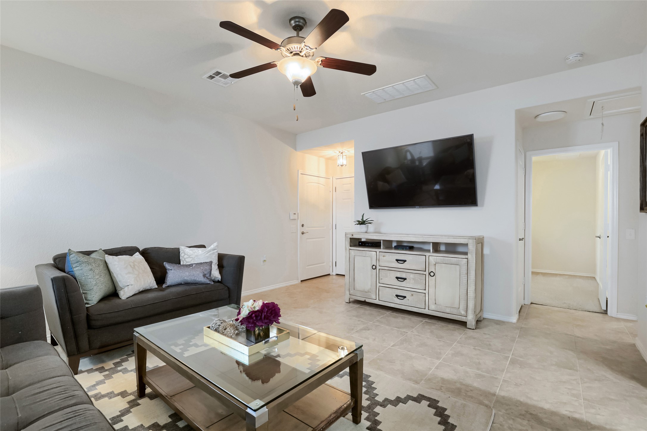 7216 Razors Edge Drive Austin, TX 78744 - Photo 24 of 36