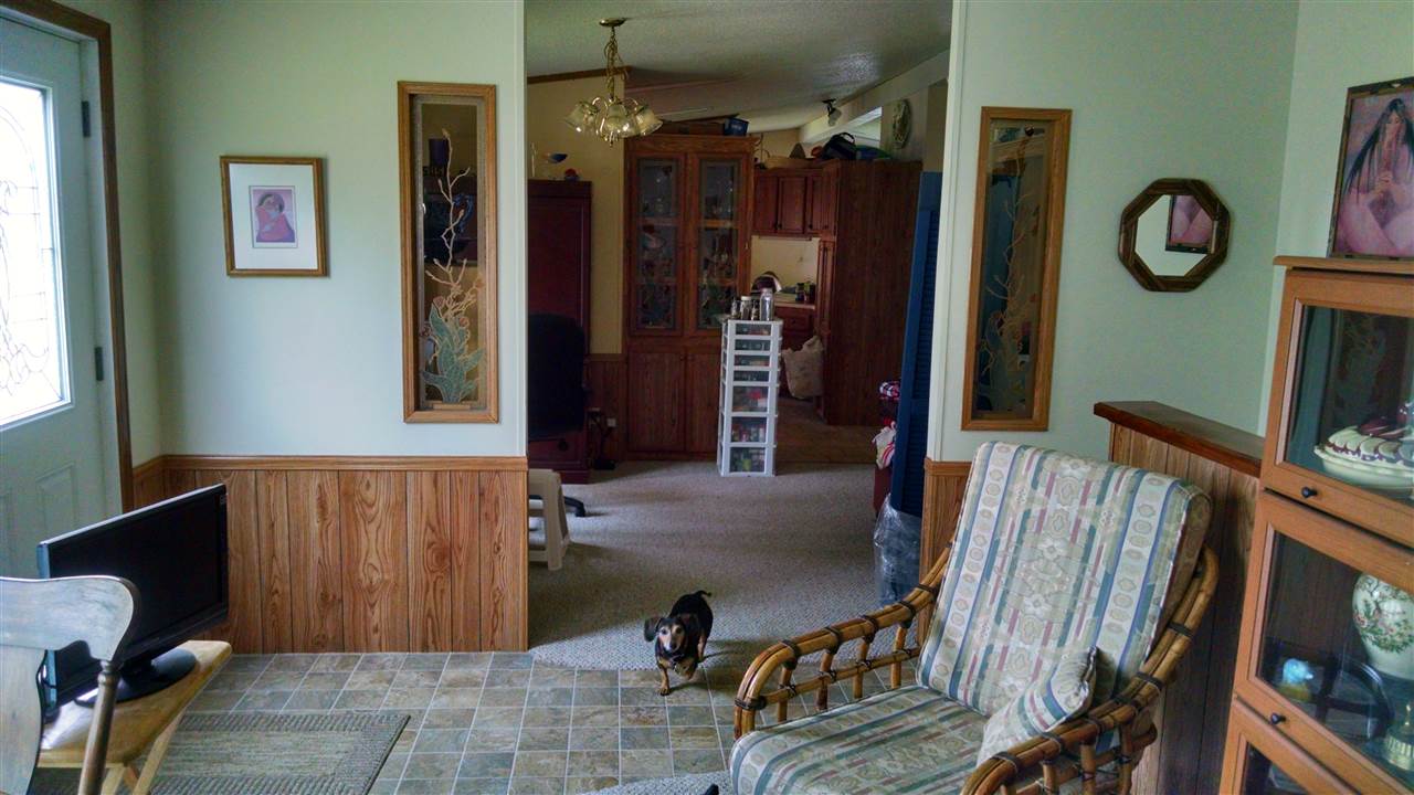 6184 Garrison Road Durand, MI 48429 - Photo 9 of 14 31251285-9.JPG