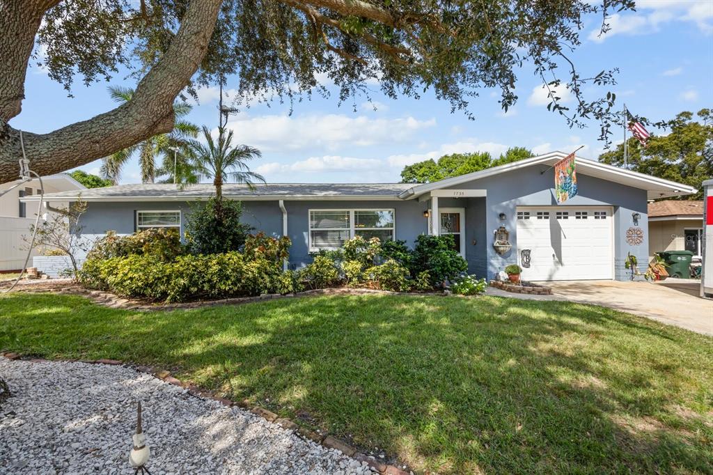 Front Exterior / South Facing