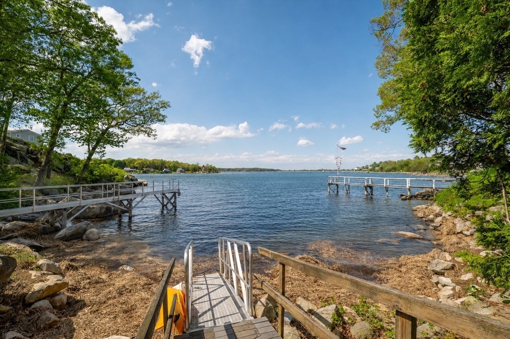 16 Tidal Cove Way Gloucester, MA 01930 - Photo 4 of 31
