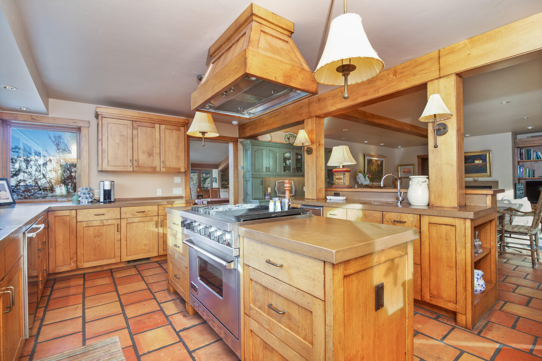 117 Skyline Drive Sun Valley, ID 83353 - Photo 11 of 27 Kitchen