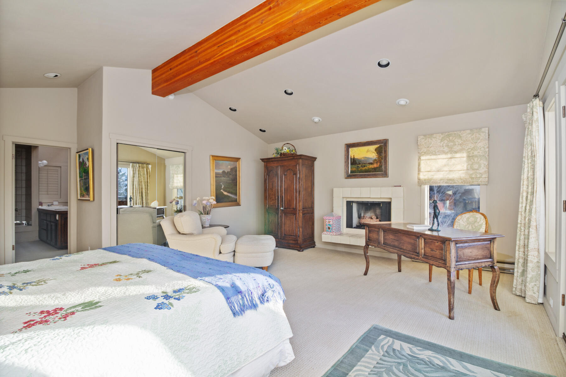 117 Skyline Drive Sun Valley, ID 83353 - Photo 14 of 27 Upstairs Primary
