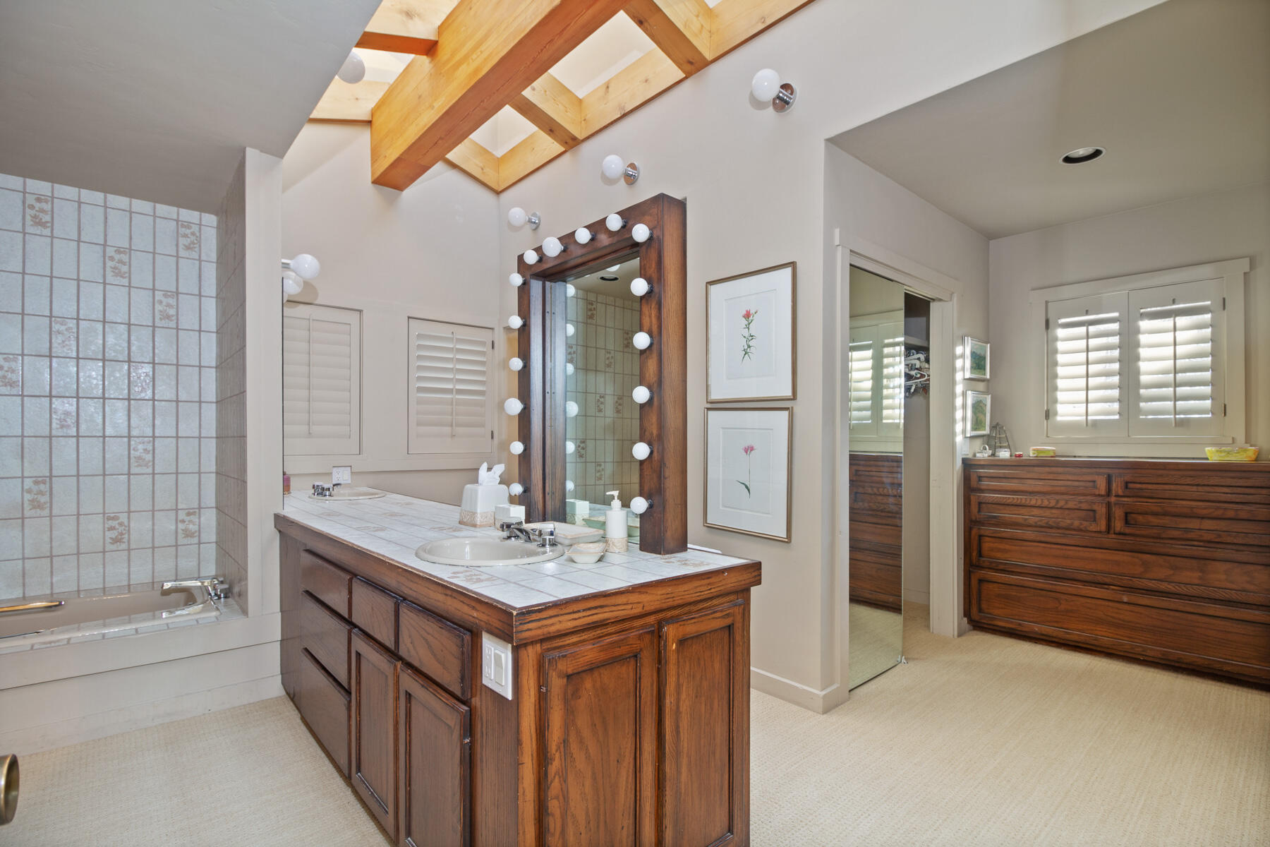 117 Skyline Drive Sun Valley, ID 83353 - Photo 16 of 27 Upstairs Primary Bathroom