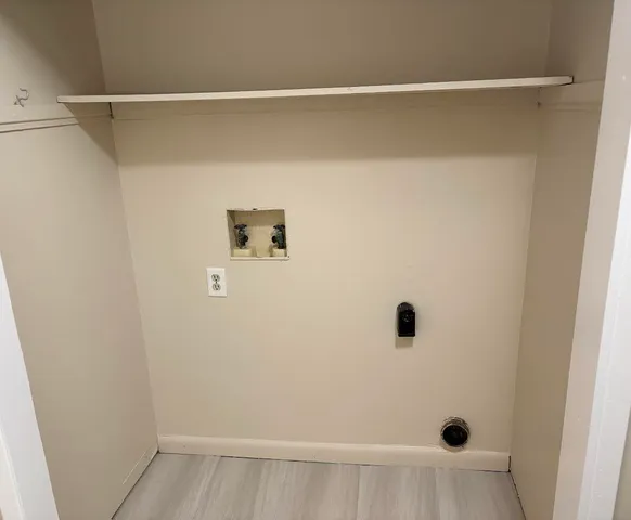 $1,200 | 208 Squirrel Haven Road, Unit A, Mary Esther, FL 32569