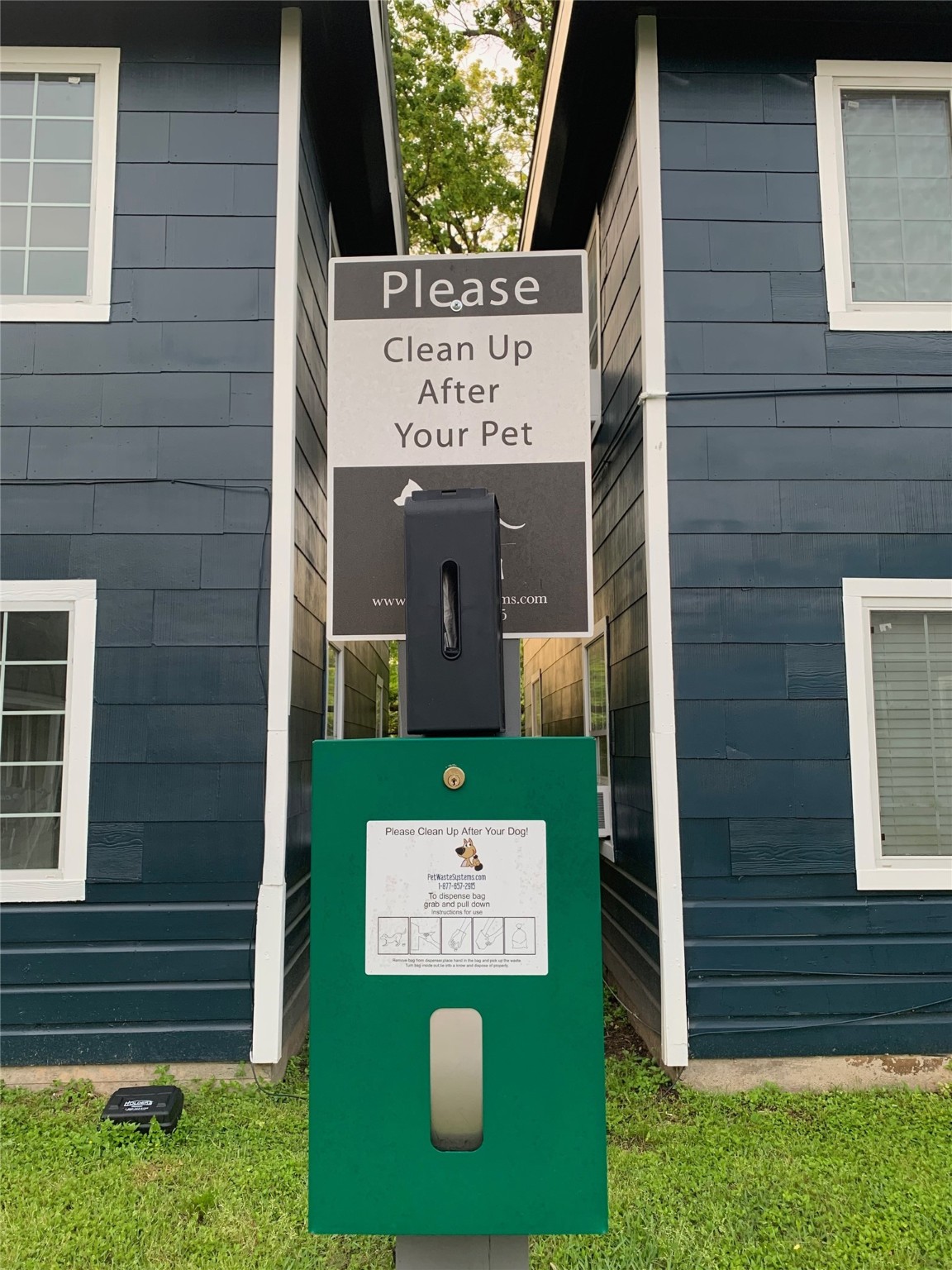 2507 Delano Street, Unit 4 Houston, TX 77004 - Photo 12 of 12 a sign on the brick wall of a building