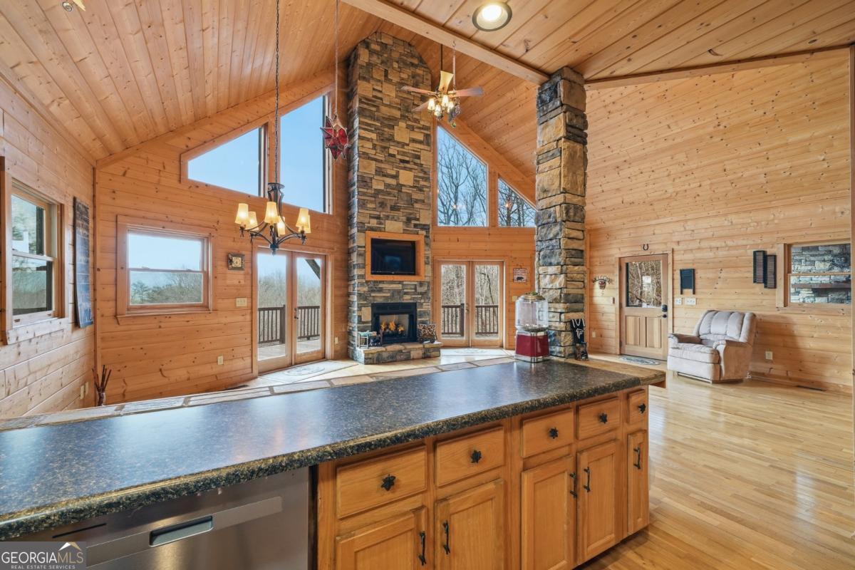 97 Fox Mountain Crossing Blue Ridge, GA 30513 - Photo 36 of 58